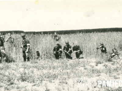 Żołnierze 6. Wileńskiej Samodzielnej Brygady AK, w tym Henryk Krzyszczak (trzeci z lewej)