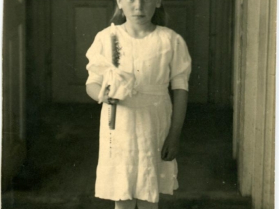      Maria Szota podczas Pierwszej Komunii Świętej